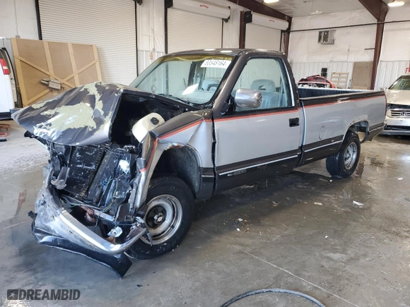 1992 Chevrolet C/K 1500 with VIN 1GCEC14KXNE129369, listed as a Copart auction lot 83548164 with 186,017 mi miles and Salvage Title. Bid and sale history available at carsss.com. Image 1.