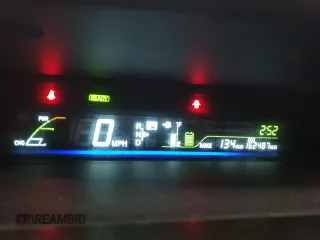 2012 Toyota Prius Two z VIN JTDZN3EUXC3029952, wystawiony jako Copart lot #53706685 z przebiegiem 162 487 mil mil oraz Nie do naprawy • Non repairable. Historia ofert i sprzedaży dostępna na DreamBid. Obrazek 9.