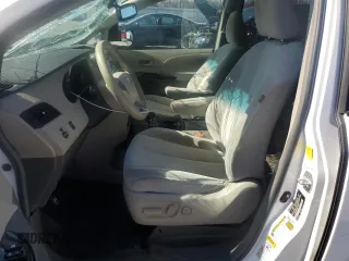 2011 Toyota Sienna LE AAS with VIN 5TDKK3DCXBS136774, listed as a Copart auction lot 47524695 with 209,318 mi miles and Salvage Title. Bid and sale history available at carsss.com. Image 7.