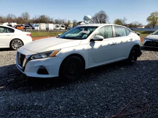 2020 Nissan Altima S z VIN 1N4BL4BV4LC199000, wystawiony jako Copart lot #52961485 z przebiegiem 158 099 mil mil oraz Szkoda całkowita • Salvage title. Historia ofert i sprzedaży dostępna na DreamBid. Obrazek 1.
