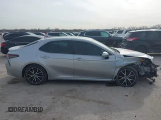 2023 Toyota Camry SE with VIN 4T1G11AK7PU786752, listed as a IAAI auction lot 41737747 with 39,872 mi miles and . Bid and sale history available at DreamBid. Image 13.