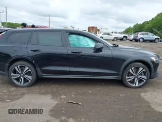 2023 Volvo V60 Plus with VIN YV4L12WY5P2105714, listed as a IAAI auction lot 42372970 with 30,170 mi miles and . Bid and sale history available at DreamBid. Image 13.