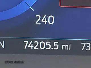 2020 Ford Escape Titanium Hybrid z VIN 1FMCU9DZ9LUC35844, wystawiony jako IAAI lot #42058275 z przebiegiem 74 205 mil mil oraz . Historia ofert i sprzedaży dostępna na DreamBid. Obrazek 15.