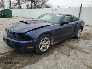 2012 Ford Mustang V6 Premium with VIN 1ZVBP8AM0C5256504, listed as a Copart auction lot 86628894 with 187,417 mi miles and Salvage Title. Bid and sale history available at carsss.com. Image 1.