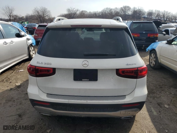 2020 Mercedes-Benz GLB with VIN W1N4M4HB0LW055545, listed as a Copart auction lot 43206885 with 62,641 mi miles and Salvage Title. Bid and sale history available at carsss.com. Image 6.