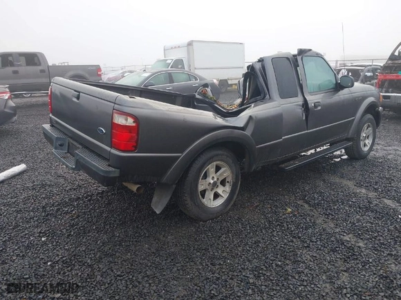 2005 Ford Ranger XLT with VIN 1FTYR44UX5PA77292, listed as a IAAI auction lot 41262224 with 1 mi miles. Bid and sale history available at carsss.com. Image 4.