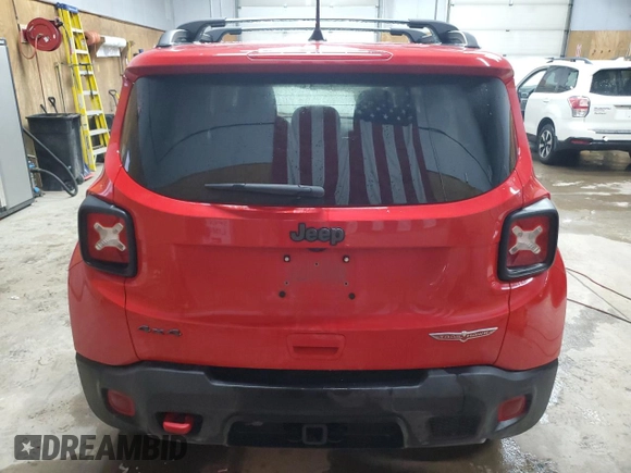 2022 Jeep Renegade Trailhawk with VIN ZACNJDC11NPN52815, listed as a Copart auction lot 86375264 with 35,796 mi miles and Clean Title. Bid and sale history available at DreamBid. Image 6.