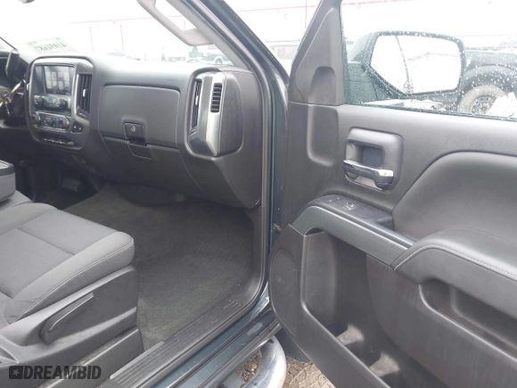 2018 Chevrolet Silverado 1500 LT with VIN 1GCVKREH4JZ253841, listed as a IAAI auction lot 41031687 with 56,539 mi miles. Bid and sale history available at carsss.com. Image 5.