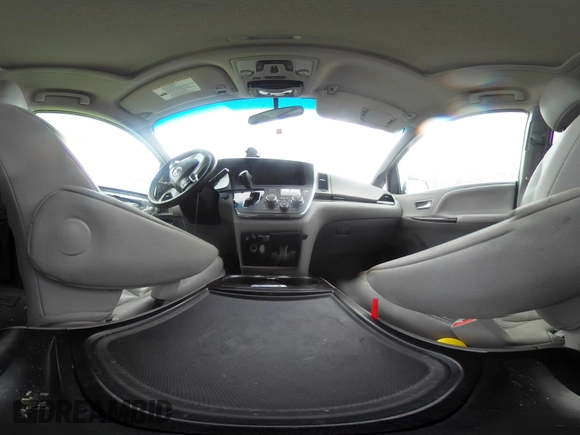 2017 Toyota Sienna XLE with VIN 5TDDZ3DC1HS162080, listed as a IAAI auction lot 41424523 with 92,288 mi miles and . Bid and sale history available at carsss.com. Image 19.