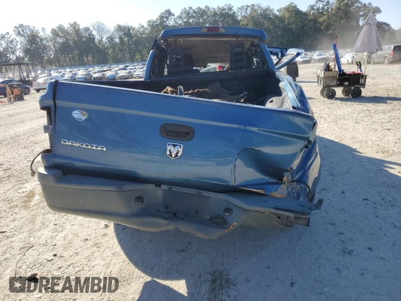 2005 Dodge Dakota ST with VIN 1D7HE22K75S330069, listed as a Copart auction lot 44883235 with 227,522 mi miles and Non Repairable. Bid and sale history available at DreamBid. Image 6.