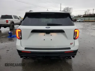 2024 Ford Explorer ST with VIN 1FM5K8GC2RGA44628, listed as a Copart auction lot 85439334 with 7,889 mi miles and Salvage Title. Bid and sale history available at carsss.com. Image 6.