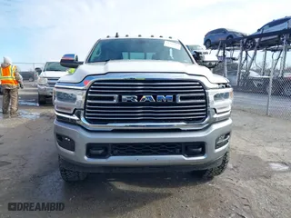 2022 Ram 2500 Laramie with VIN 3C6UR5FLXNG105323, listed as a IAAI auction lot 41359667 with 33,266 mi miles. Bid and sale history available at carsss.com. Image 12.