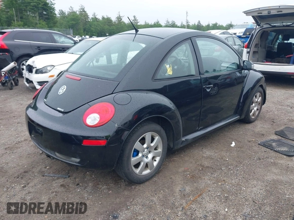 2010 Volkswagen Beetle with VIN 3VWPG3AG2AM016977, listed as a IAAI auction lot 42464694 with 151,698 mi miles and . Bid and sale history available at DreamBid. Image 4.