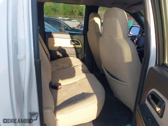 2008 Chevrolet Colorado LT w/1LT with VIN 1GCDT33E888218606, listed as a IAAI auction lot 42033908 with 245,603 mi miles. Bid and sale history available at carsss.com. Image 8.