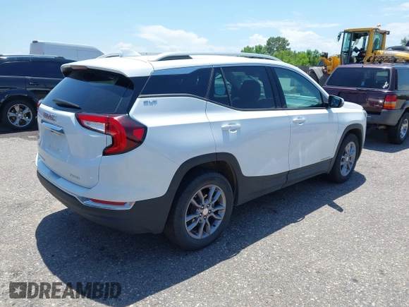 2024 GMC Terrain SLT z VIN 3GKALVEG7RL234722, wystawiony jako IAAI lot #42588099 z przebiegiem 31 077 mil mil oraz . Historia ofert i sprzedaży dostępna na DreamBid. Obrazek 4.