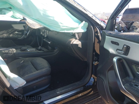 2022 Mercedes-Benz A 220 with VIN W1K3G4FB4NJ333267, listed as a IAAI auction lot 41327845 with Not Provided miles and . Bid and sale history available at DreamBid. Image 5.