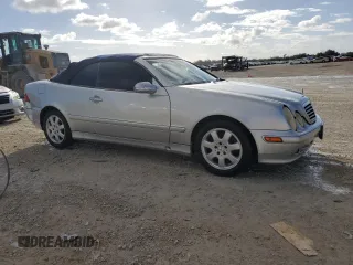 2003 Mercedes-Benz CLK 320 with VIN WDBLK65GX3T137352, listed as a Copart auction lot 77494384 with Not Provided miles and Non Repairable. Bid and sale history available at DreamBid. Image 4.