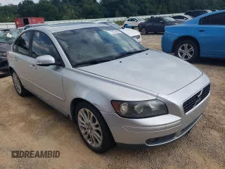 2007 Volvo S40 2.4L with VIN YV1MS382972251594, listed as a Copart auction lot 72274094 with 121,082 mi miles and Salvage Title. Bid and sale history available at carsss.com. Image 4.