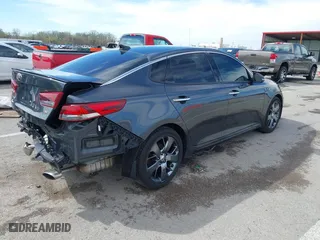 2019 Kia Optima S with VIN 5XXGT4L33KG378382, listed as a IAAI auction lot 41824192 with 114,649 mi miles. Bid and sale history available at carsss.com. Image 4.