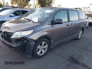 2018 Toyota Sienna L with VIN 5TDZZ3DC0JS965524, listed as a IAAI auction lot 41608423 with 63,815 mi miles and . Bid and sale history available at DreamBid. Image 19.