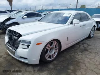2013 Rolls-Royce Ghost with VIN SCA664S56DUX51795, listed as a IAAI auction lot 41921013 with 70,988 mi miles. Bid and sale history available at carsss.com. Image 19.