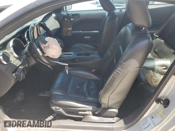 2006 Ford Mustang Standard with VIN 1ZVFT80N865126059, listed as a Copart auction lot 61216915 with 188,114 mi miles and Salvage title. Bid and sale history available at DreamBid. Image 7.