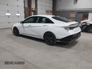 2025 Hyundai Elantra N Line z VIN KMHLR4DF6SU867998, wystawiony jako IAAI lot #41814806 z przebiegiem 4 892 mil mil oraz . Historia ofert i sprzedaży dostępna na DreamBid. Obrazek 3.