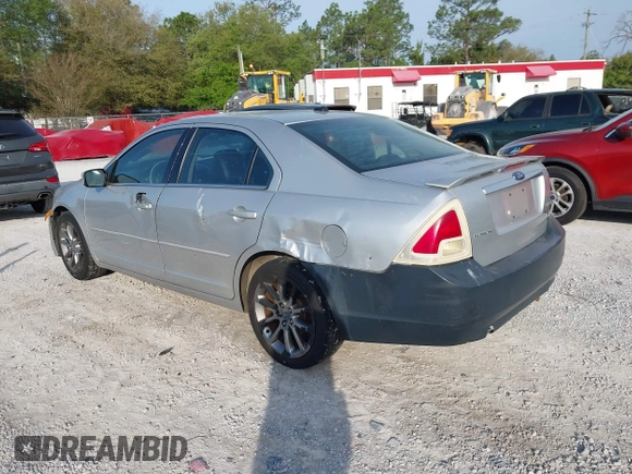 2009 Ford Fusion SEL with VIN 3FAHP08159R174628, listed as a IAAI auction lot 41886676 with 152,929 mi miles. Bid and sale history available at carsss.com. Image 3.
