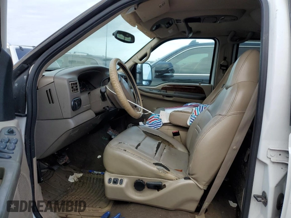 2001 Ford Excursion Limited z VIN 1FMNU42L31EA08652, wystawiony jako Copart lot #75287504 z przebiegiem 474 232 mil mil oraz Szkoda całkowita • Salvage title. Historia ofert i sprzedaży dostępna na DreamBid. Obrazek 7.