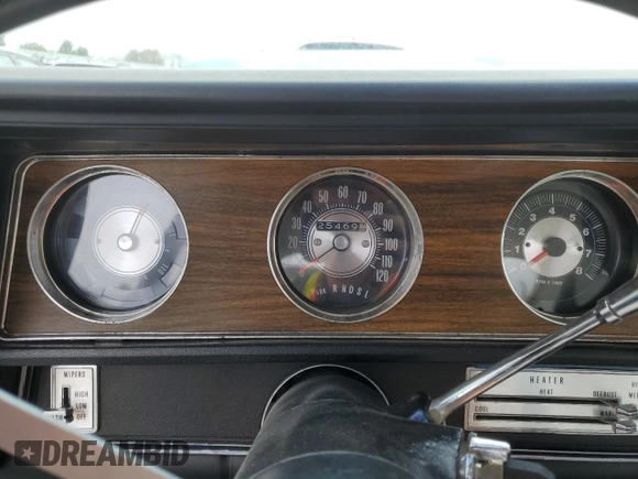 1972 Oldsmobile Cutlass with VIN 3G87H2M101964, listed as a Copart auction lot 70458154 with 25,469 mi miles and Salvage Title. Bid and sale history available at DreamBid. Image 9.
