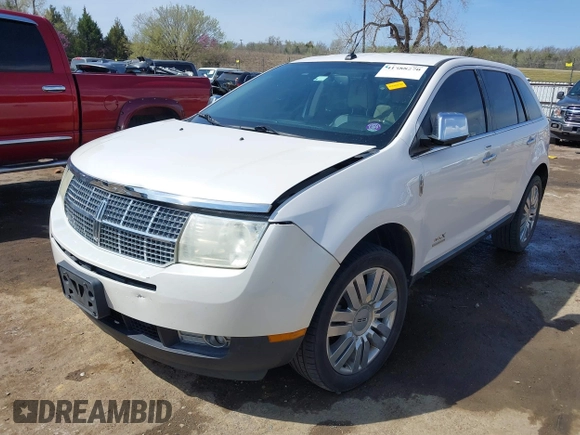 2010 Lincoln MKX with VIN 2LMDJ6JC7ABJ13051, listed as a IAAI auction lot 41888270 with 153,132 mi miles. Bid and sale history available at carsss.com. Image 18.