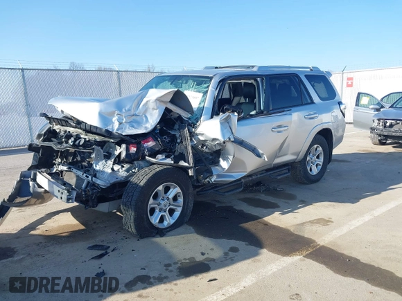 2016 Toyota 4Runner Limited with VIN JTEBU5JR4G5289948, listed as a IAAI auction lot 41929097 with Not provided miles and . Bid and sale history available at DreamBid. Image 18.