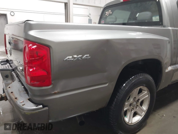 2011 Ram Dakota Bighorn/Lonestar with VIN 1D7RW3GKXBS625579, listed as a IAAI auction lot 41845485 with 178,384 mi miles. Bid and sale history available at carsss.com. Image 6.