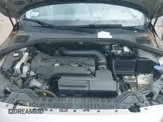2015 Volvo S60 T5 Premier с VIN YV1612TB9F1302898, выставлен на аукционе IAAI как лот 42616685 с пробегом 34 446 миль миль и . История ставок и продаж доступна на DreamBid. Изображение 19.