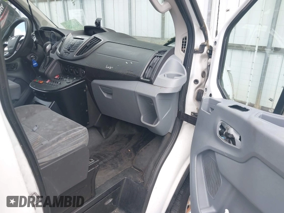 2017 Ford Transit z VIN 1FDYR2CM2HKA82358, wystawiony jako IAAI lot #42231257 z przebiegiem 271 518 mil mil oraz . Historia ofert i sprzedaży dostępna na DreamBid. Obrazek 5.