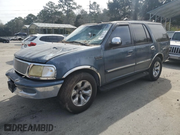1998 Ford Expedition XLT with VIN 1FMRU1769WLB17414, listed as a Copart auction lot 46218715 with 274,169 mi miles and Salvage Title. Bid and sale history available at carsss.com. Image 1.