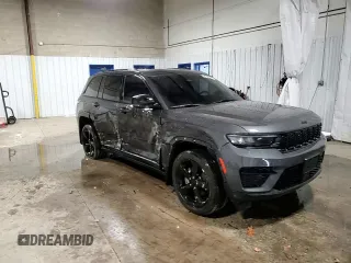 2023 Jeep Grand Cherokee Laredo z VIN 1C4RJHAG7PC620674, wystawiony jako Copart lot #45369315 z przebiegiem 31 754 mil mil oraz Szkoda całkowita • Salvage title. Historia ofert i sprzedaży dostępna na DreamBid. Obrazek 14.