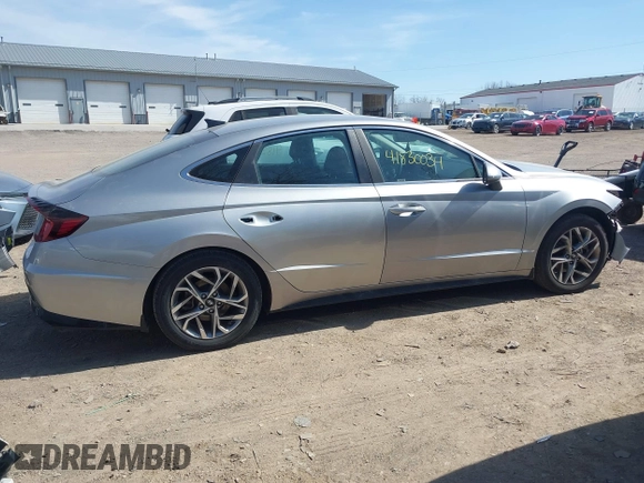 2020 Hyundai Sonata SEL z VIN 5NPEF4JA2LH060078, wystawiony jako IAAI lot #41830034 z przebiegiem 28 611 mil mil oraz . Historia ofert i sprzedaży dostępna na DreamBid. Obrazek 14.