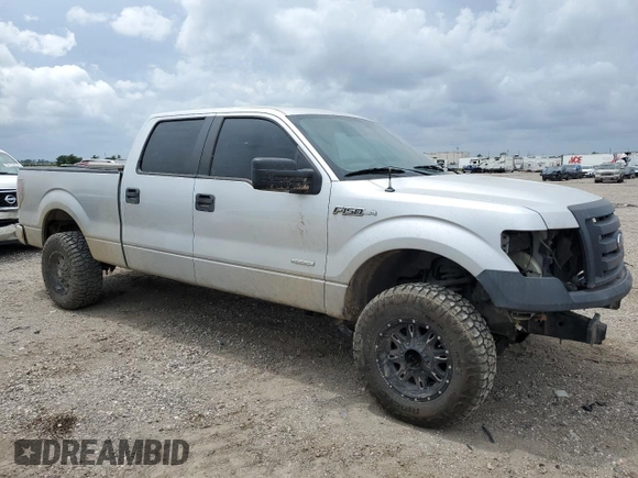 2012 Ford F-150 XL z VIN 1FTFW1CT7CFC31323, wystawiony jako Copart lot #53886455 z przebiegiem 150 947 mil mil oraz Szkody całkowita. Historia ofert i sprzedaży dostępna na DreamBid. Obrazek 4.