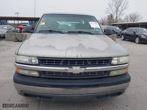 2002 Chevrolet Silverado 1500 LS with VIN 2GCEC19V321217096, listed as a IAAI auction lot 41727809 with 273,315 mi miles. Bid and sale history available at carsss.com. Image 13.