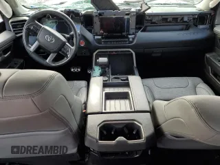 2022 Toyota Tundra 4WD SR5 with VIN 5TFLA5DB0NX037602, listed as a Copart auction lot 45083185 with 35,299 mi miles and Salvage Title. Bid and sale history available at carsss.com. Image 8.