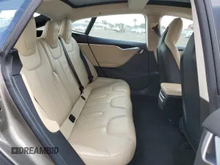 2015 Tesla Model S 85D with VIN 5YJSA1H26FF096714, listed as a Copart auction lot 51710505 with 83,119 mi miles and Salvage Title. Bid and sale history available at carsss.com. Image 10.