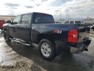 2007 Chevrolet Silverado 1500 LT w/1LT with VIN 3GCEK13387G550368, listed as a Copart auction lot 44738345 with 140,994 mi miles and Salvage Title. Bid and sale history available at carsss.com. Image 2.