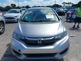 2020 Honda Fit LX z VIN 3HGGK5H44LM729036, wystawiony jako IAAI lot #41840623 z przebiegiem 134 277 mil mil oraz . Historia ofert i sprzedaży dostępna na DreamBid. Obrazek 12.