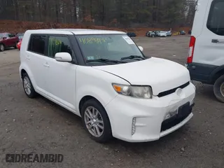 2015 Scion xB with VIN JTLZE4FE1FJ072030, listed as a IAAI auction lot 40896046 with 72,576 mi miles. Bid and sale history available at carsss.com. Image 1.
