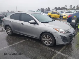 2010 Mazda Mazda3 i Touring with VIN JM1BL1SG9A1272641, listed as a IAAI auction lot 41581576 with 32,769 mi miles. Bid and sale history available at carsss.com. Image 1.