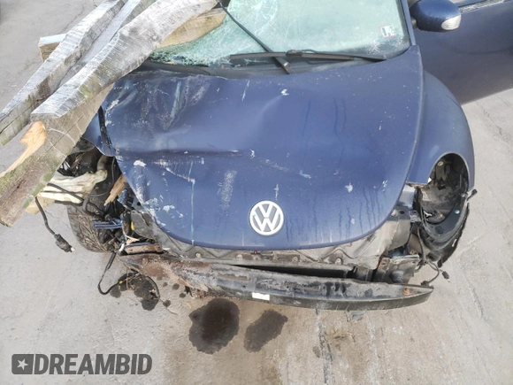 2006 Volkswagen Beetle with VIN 3VWSG31C16M421520, listed as a Copart auction lot 75523964 with Not Provided miles and Salvage Title. Bid and sale history available at DreamBid. Image 11.