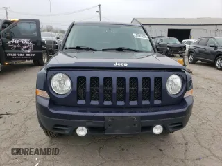 2016 Jeep Patriot Sport with VIN 1C4NJPBAXGD702833, listed as a Copart auction lot 53583025 with 127,583 mi miles and Clean Title. Bid and sale history available at carsss.com. Image 5.