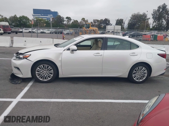 2016 Lexus ES 330 with VIN 58ABK1GG3GU028183, listed as a IAAI auction lot 42583150 with 70,261 mi miles and . Bid and sale history available at DreamBid. Image 14.