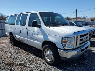 2013 Ford Econoline Passenger XL with VIN 1FBSS3BL0DDA55949, listed as a Copart auction lot 49943195 with 178,093 mi miles and Clean title. Bid and sale history available at DreamBid. Image 4.